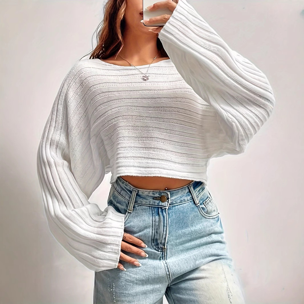 Cropped crew neck sweater 16
