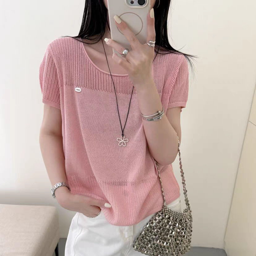 Fashionable women's sweaters 17