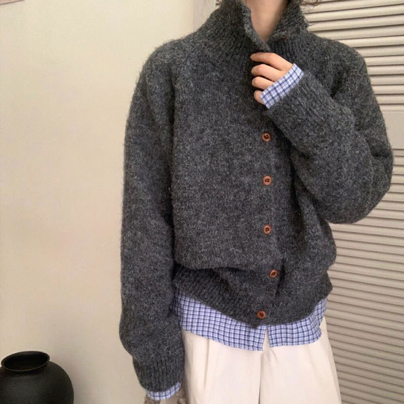 long-sleeved knitted jacket 12