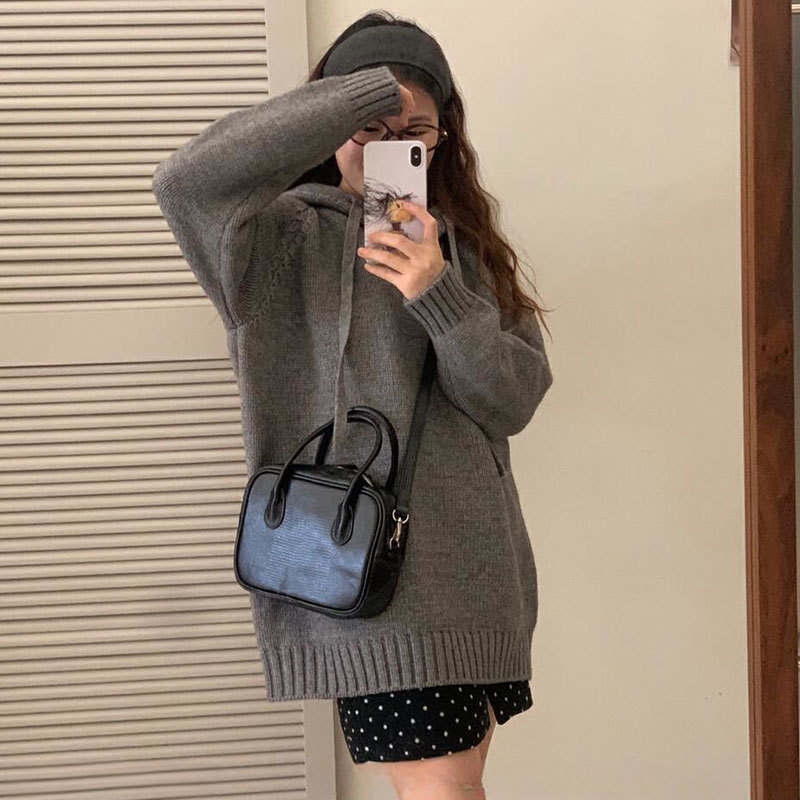 mid-length sweater 9